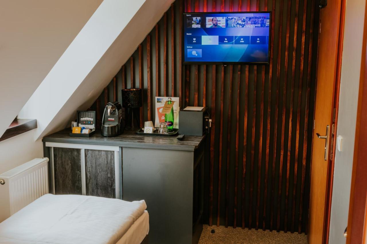 Wellness Hotel Liberecka Vysina Exterior foto